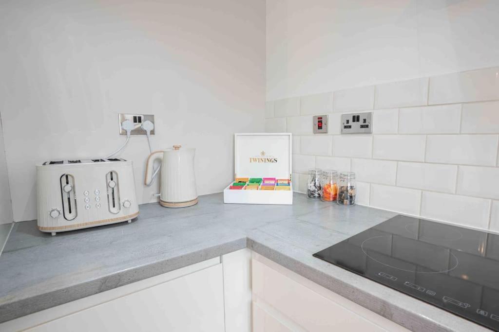 Stunning Abode 5 Min From Nec & Bhx, Pets Allowed Marston Green Zimmer foto
